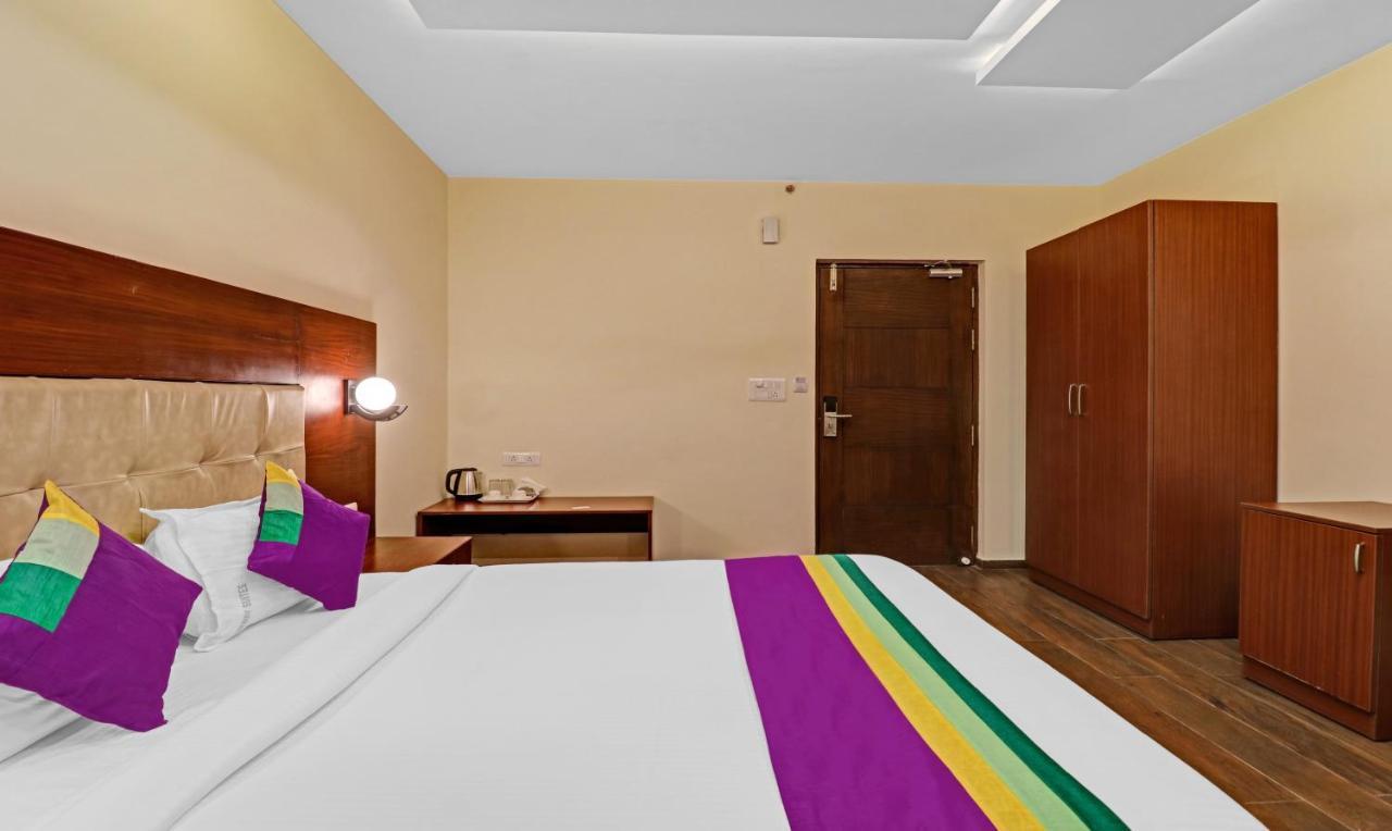 Treebo Premium Runway Suites, Marathahalli บังกาลอร์ ภายนอก รูปภาพ